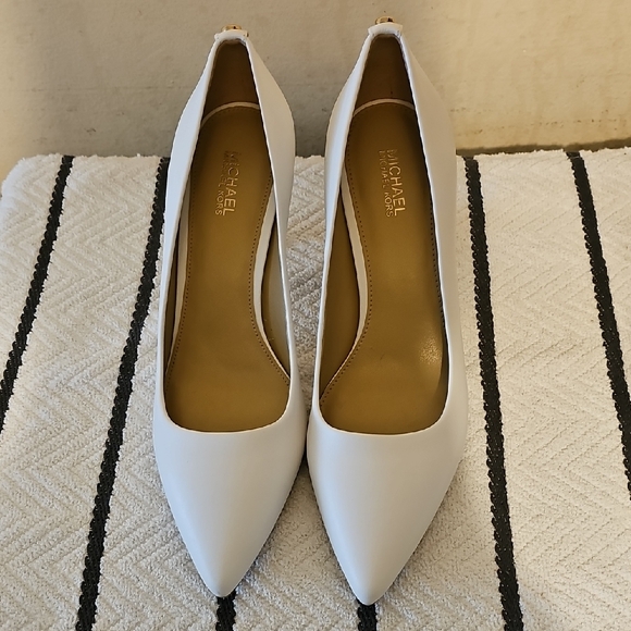 Michael Kors White Heels Classic Pointed Toe - Picture 1 of 8